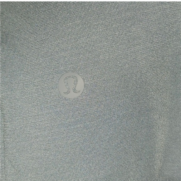 Lululemon Evolution Short Sleeve Polo Shirt
River Blue MINT Condition - Picture 2 of 4